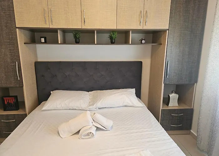 Bral Apartment 5 - Beachfront