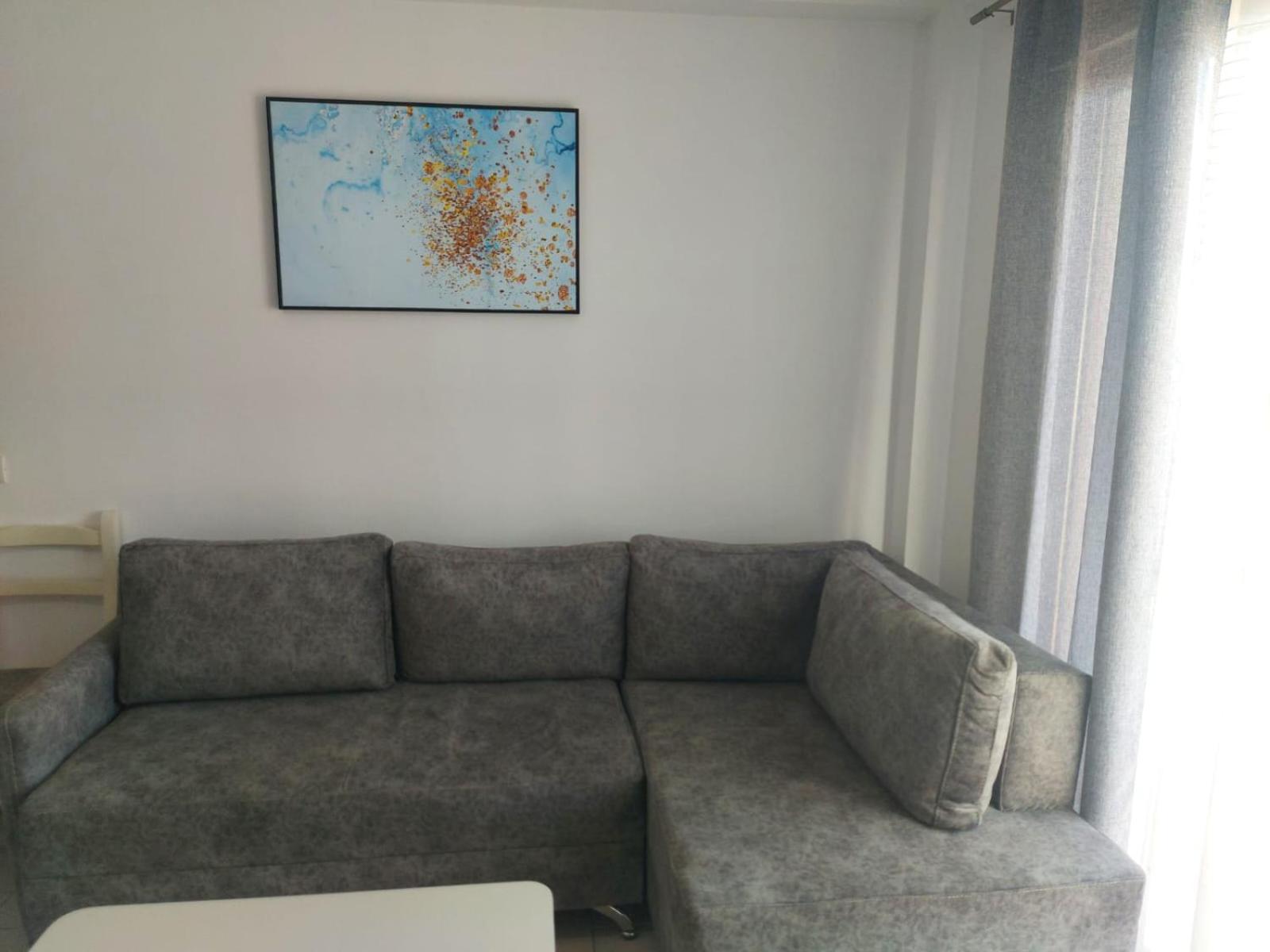 Bral 5 - Beachfront Durres