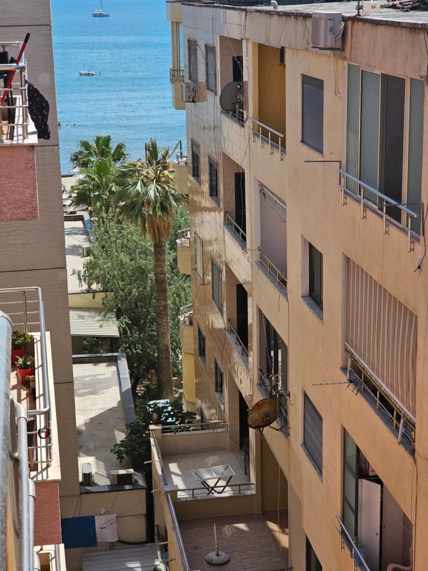 Bral 5 - Beachfront